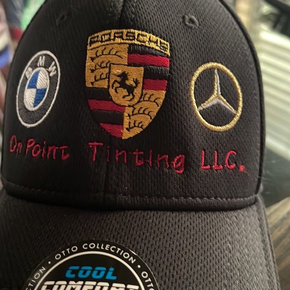 Nice baseball cap made of breathable material - Picture 8 of 8